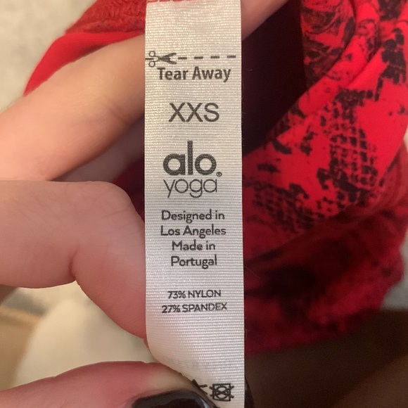 Alo Yoga Leggings - Picture 5 of 5